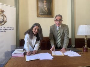 Firma del acuerdo de la RSME con la RAC